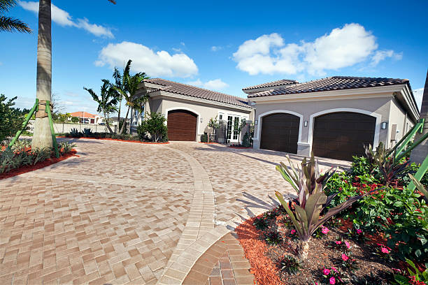 Best Driveway Paving Contractor  in Summit View, WA